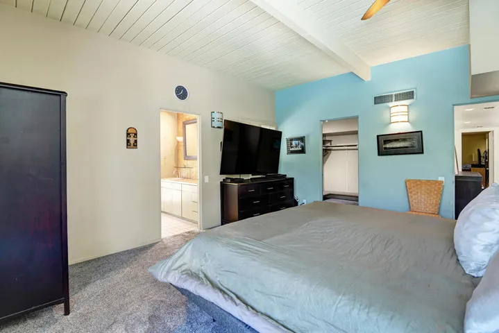 MAIN BEDROOM REVERSE.jpg mls