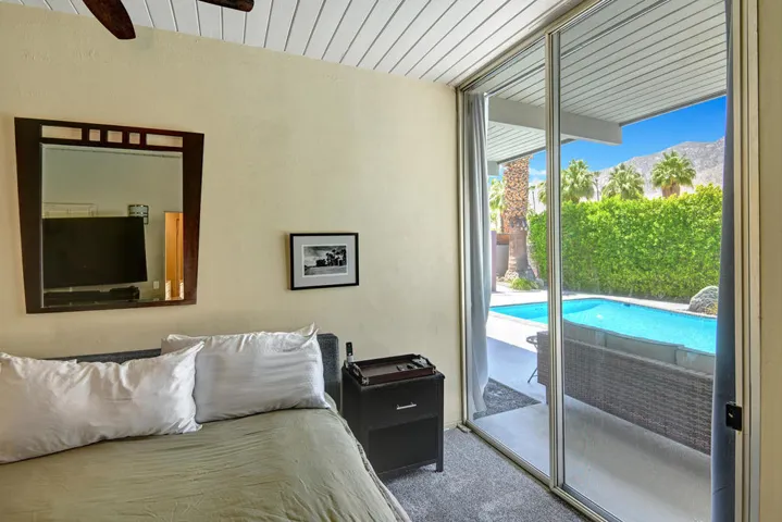 MAIN BEDROOM VIEW.jpg mls