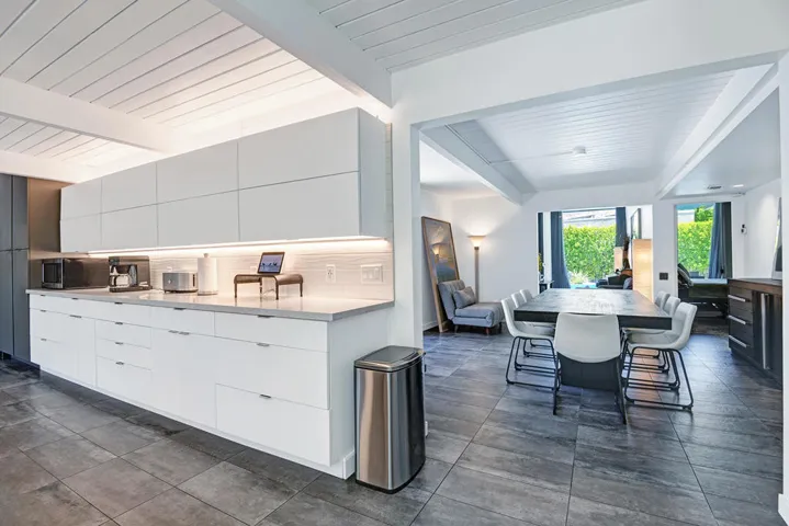 KITCHEN CONTINUED.jpg mls