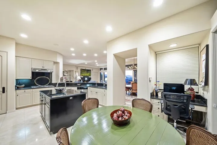 73932 DESERT BLOOM TRAIL 28