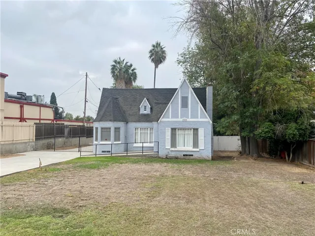 15844 Whittier Boulevard, Whittier, California 90603