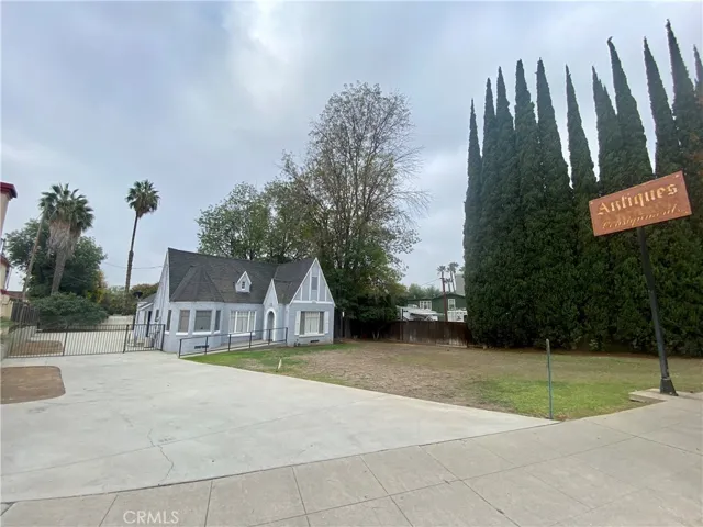 15844 Whittier Boulevard, Whittier, California 90603