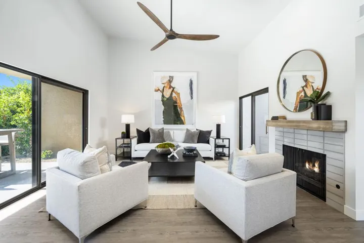 23-web-or-mls-NC_Tiffany_OPMG_0723_177