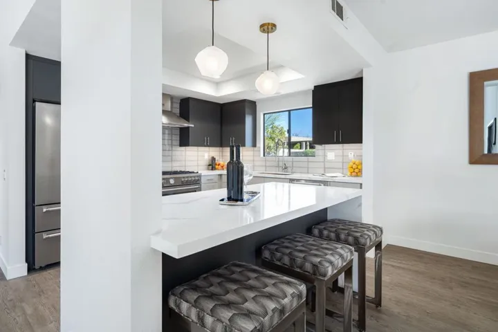 26-web-or-mls-NC_Tiffany_OPMG_0723_180