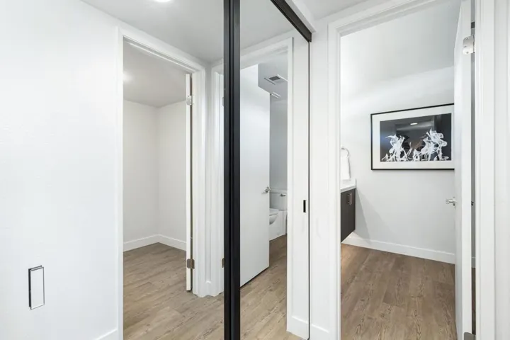 43-web-or-mls-NC_Tiffany_OPMG_0723_197