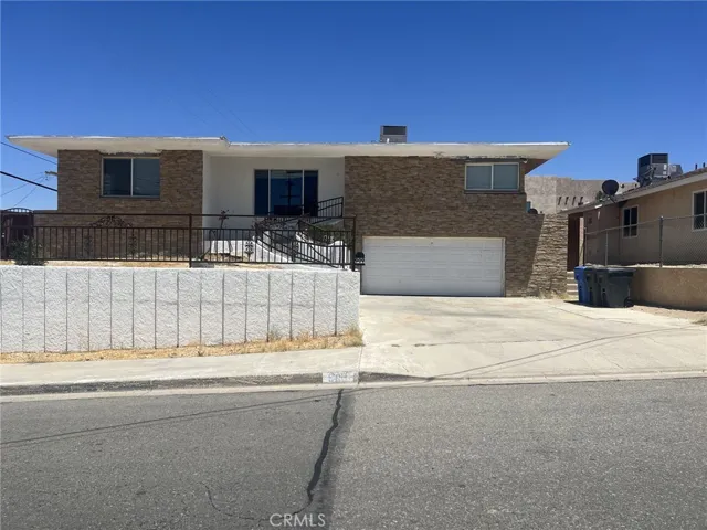 909 S 2nd, Barstow, California 92311