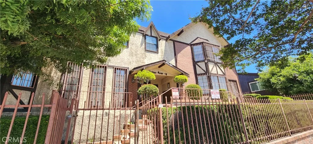 9210 Van Nuys Boulevard Unit 14, Van Nuys, California 91402