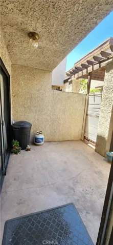 9210 Van Nuys Boulevard Unit 14, Van Nuys, California 91402