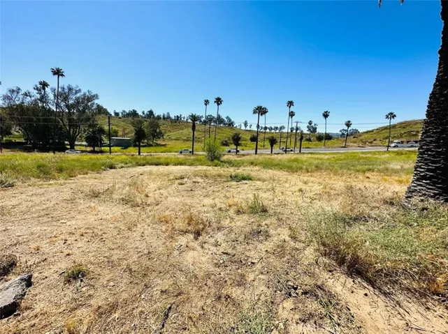 1 Shrier, Lake Elsinore, California 92503