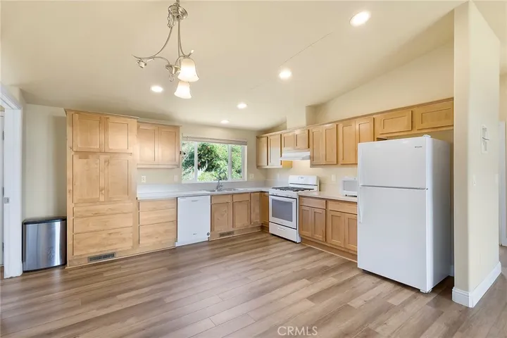 185 Little Oak Road, Oroville, California 95966