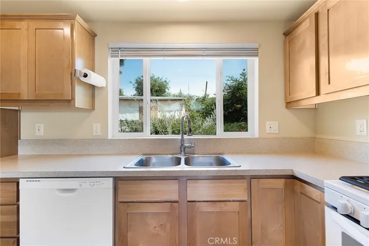 185 Little Oak Road, Oroville, California 95966