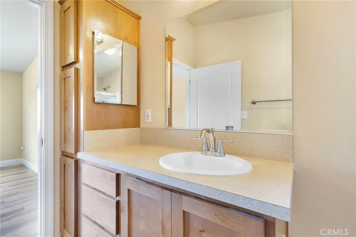 185 Little Oak Road, Oroville, California 95966