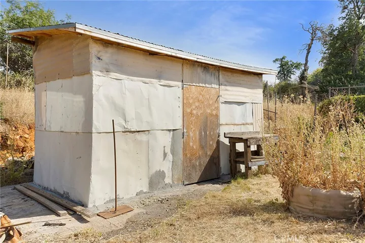 185 Little Oak Road, Oroville, California 95966