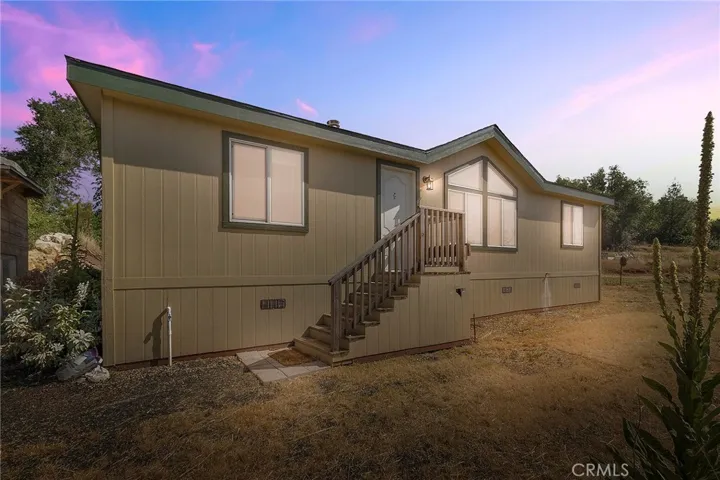 185 Little Oak Road, Oroville, California 95966
