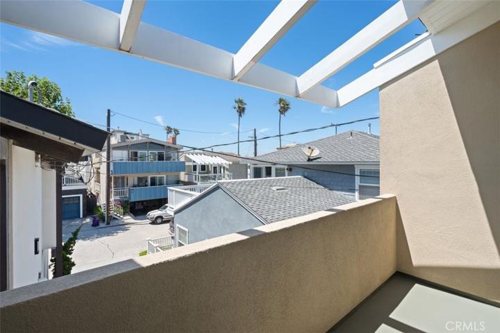 Second/Third  Bedroom shared Balcony