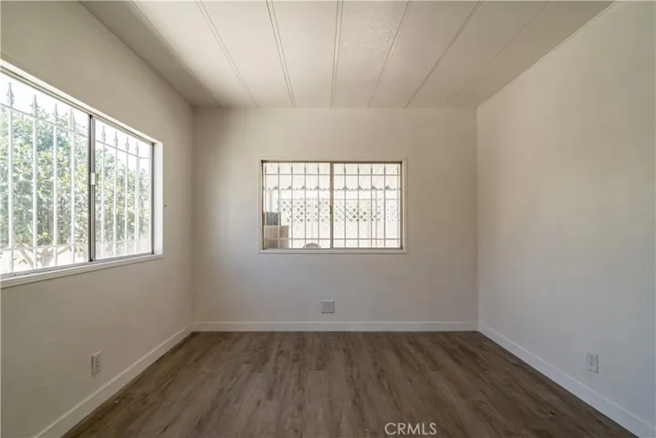 352 Siesta Court, Hemet, California 92543