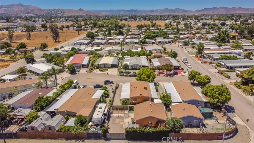 352 Siesta Court, Hemet, California 92543