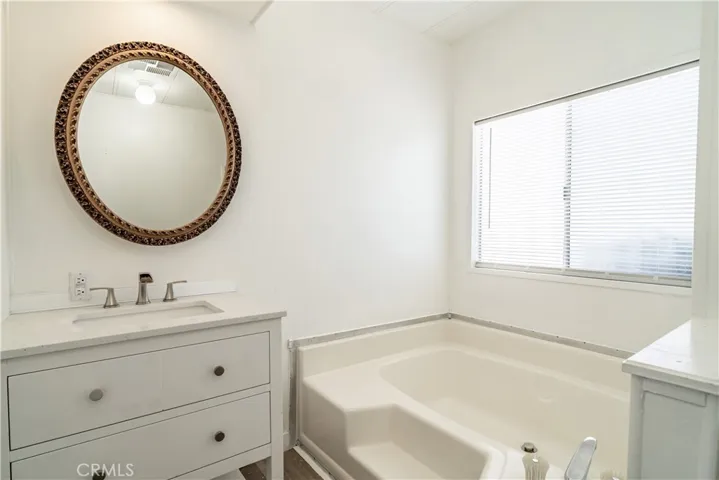 352 Siesta Court, Hemet, California 92543