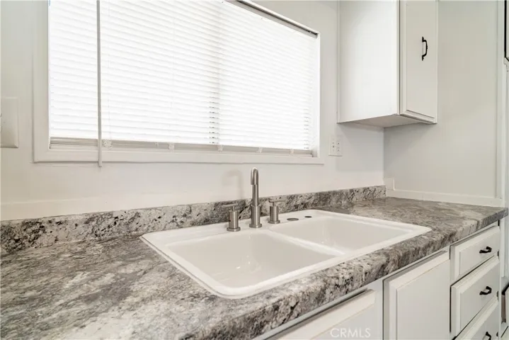 352 Siesta Court, Hemet, California 92543