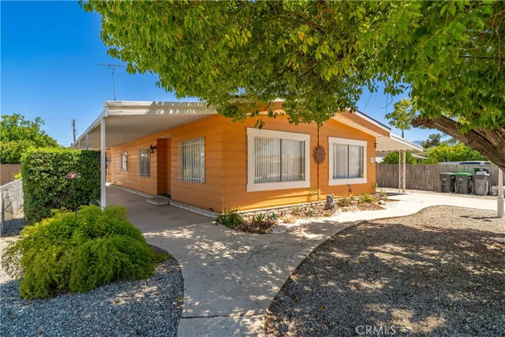 352 Siesta Court, Hemet, California 92543