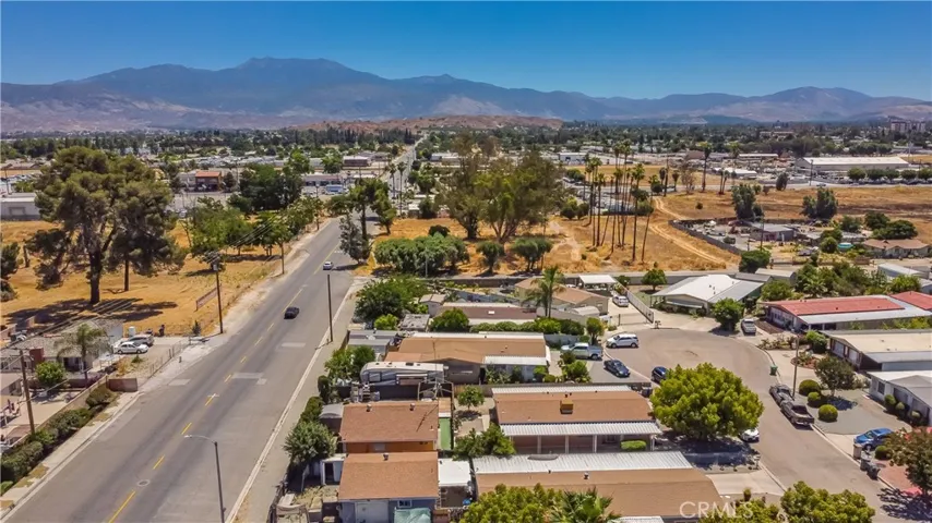 352 Siesta Court, Hemet, California 92543