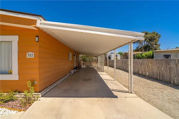 352 Siesta Court, Hemet, California 92543