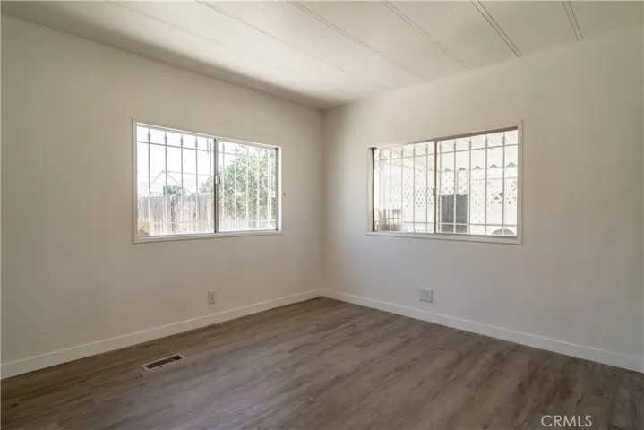 352 Siesta Court, Hemet, California 92543
