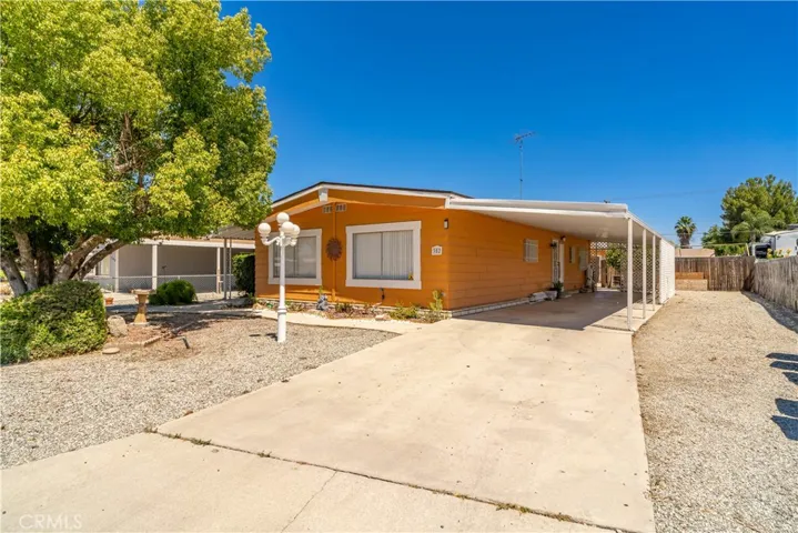 352 Siesta Court, Hemet, California 92543
