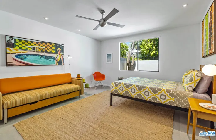 1594 E Sierra Way, Palm Springs, California 92264