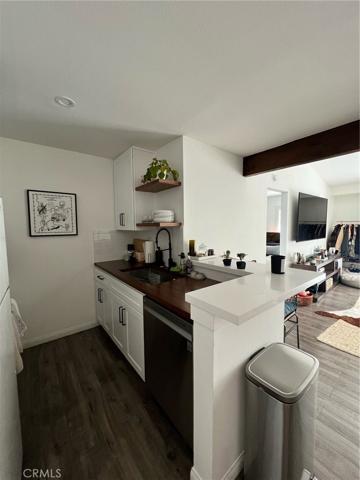 21800 Schoenborn Street Unit 256, Canoga Park, California 91304
