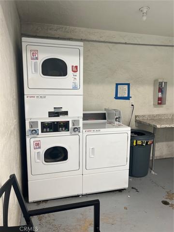 21800 Schoenborn Street Unit 256, Canoga Park, California 91304