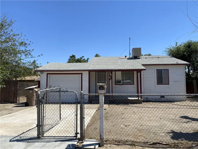 521 28th Street, Bakersfield, California 93301