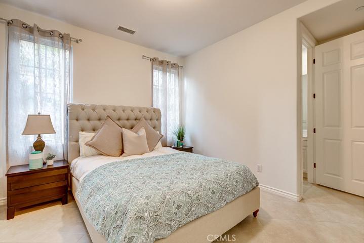 501 Luminous, Irvine, California 92603
