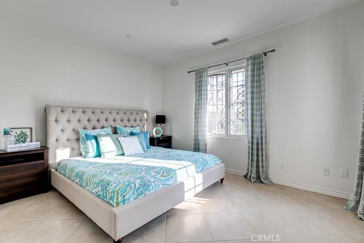 501 Luminous, Irvine, California 92603