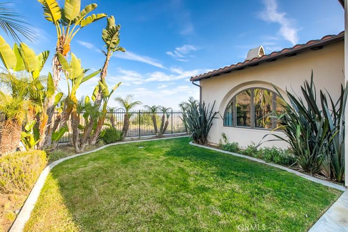 501 Luminous, Irvine, California 92603