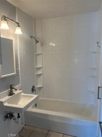 Studio bath