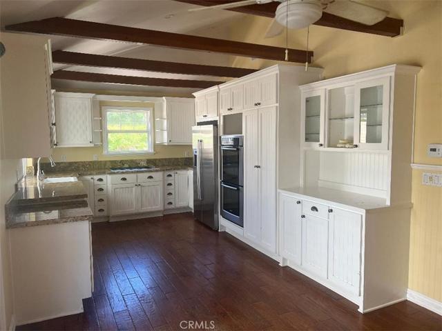 490 Delwood Court, Newbury Park, California 91320