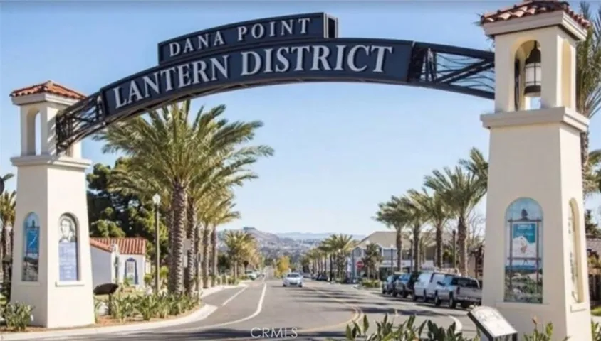 Lantern District - walking distance!