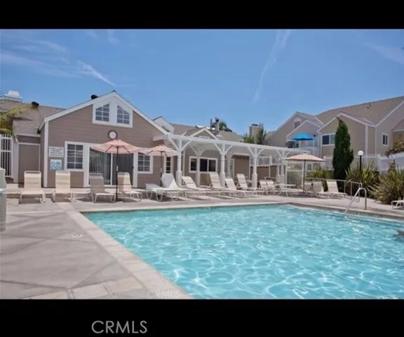 Community pool