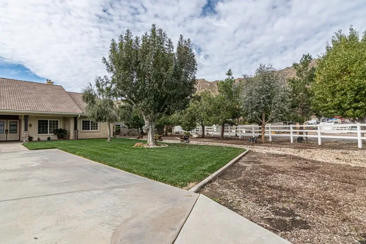24155 Maze Stone Court, Hemet, California 92545