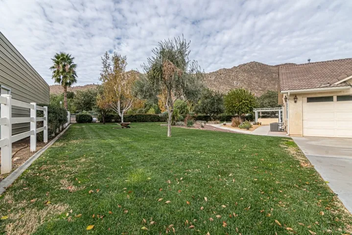 24155 Maze Stone Court, Hemet, California 92545