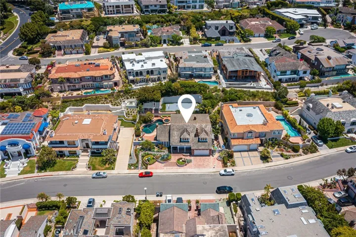 10 Narbonne, Newport Beach, California 92660