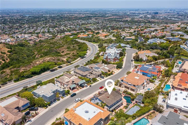 10 Narbonne, Newport Beach, California 92660