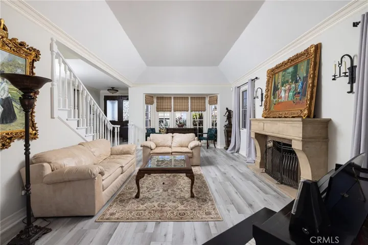 10 Narbonne, Newport Beach, California 92660