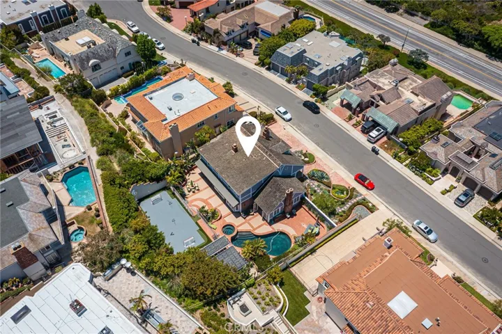 10 Narbonne, Newport Beach, California 92660