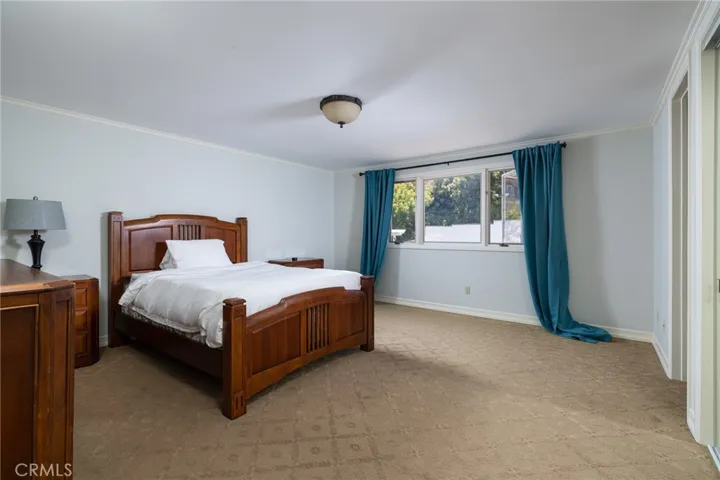 10 Narbonne, Newport Beach, California 92660