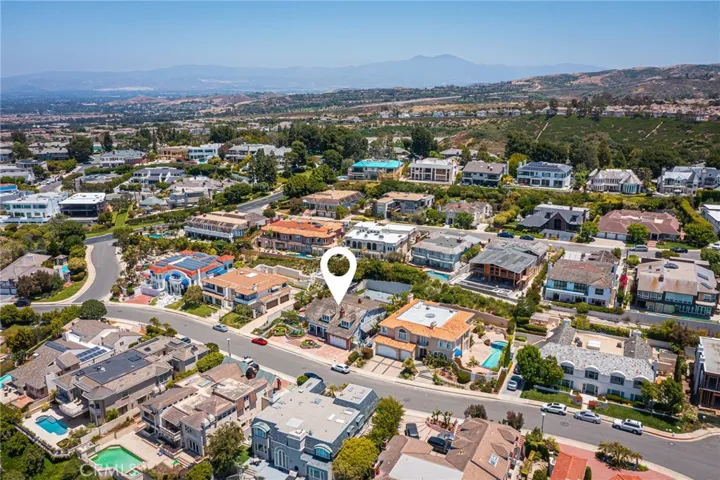 10 Narbonne, Newport Beach, California 92660