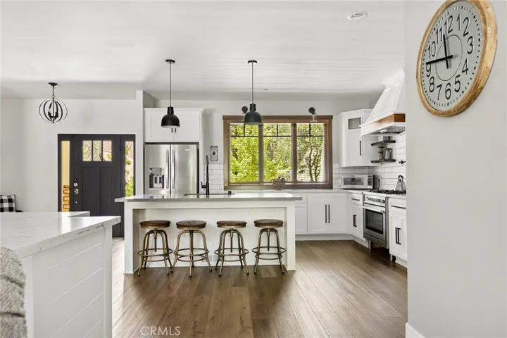 26632 Pinehurst Drive, Lake Arrowhead, California 92352