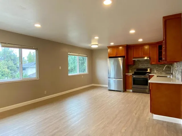 10380 Miller Avenue 3, Cupertino, California 95014