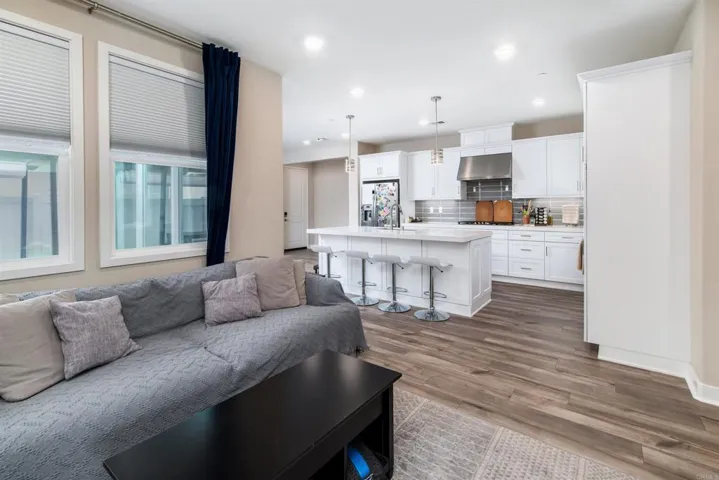 6683 Encelia Place, Carlsbad, California 92011